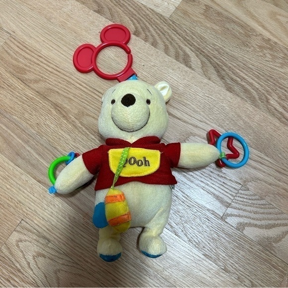 Winnie the Pooh Car Set Stroller On the Go Toy Rattle Plush Baby Pocket Pal - Picture 2 of 7